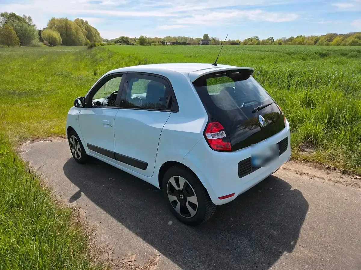 Gebraucht Renault Twingo 75 PS (55 kW) 2019 Weiß Kleinwagen