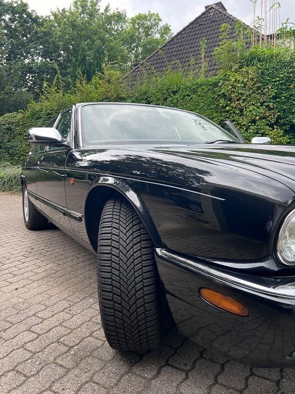Gebraucht Jaguar XJ Sovereign 284 PS (208 kW) 2000 Schwarz Limousine