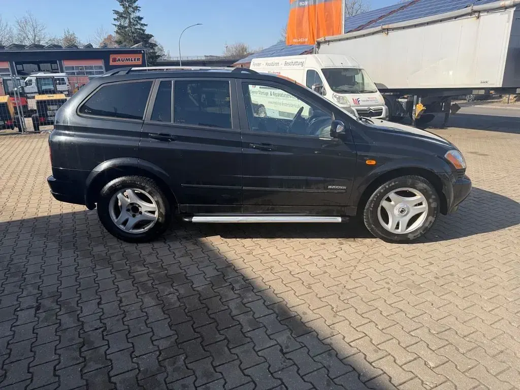 Gebraucht SsangYong Kyron 141 PS (103 kW) 2006 Schwarz SUV