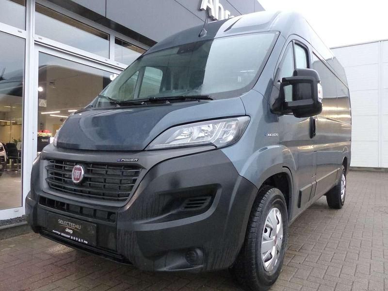 Grau Gebraucht 2022 Fiat E-Ducato Van / Kleinbus | 28.890 € - Bild 1/4