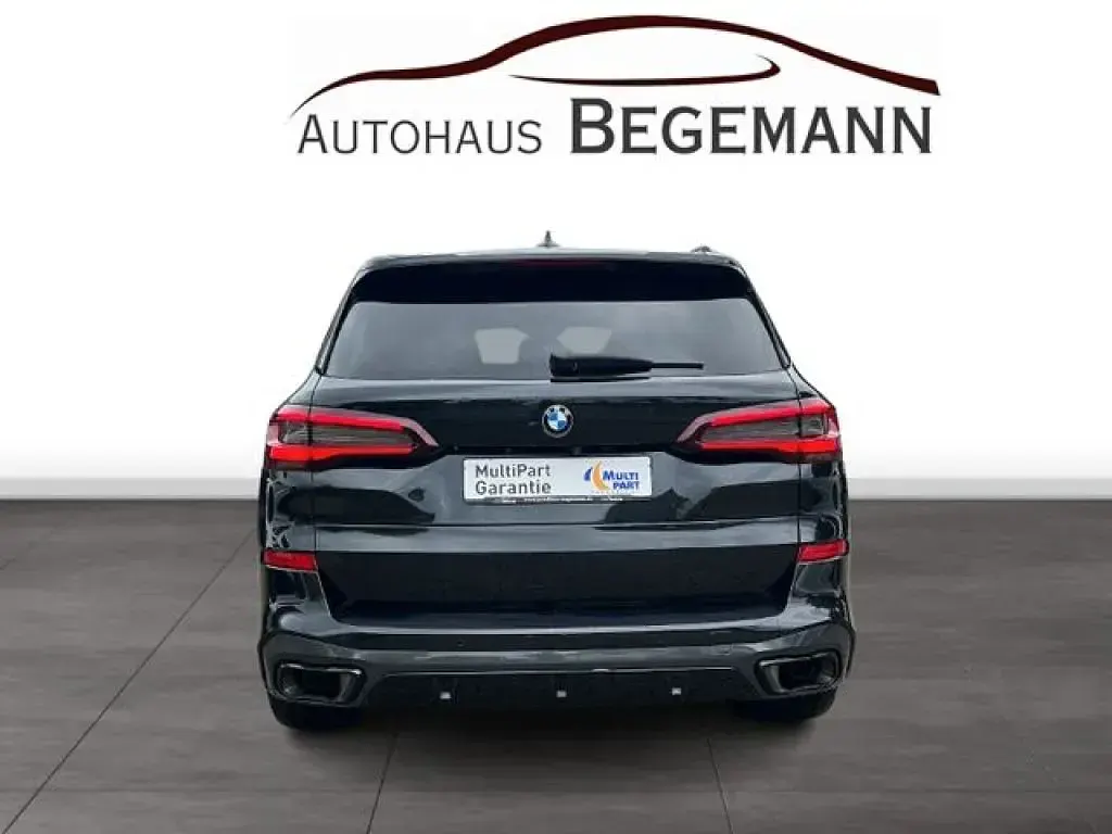Gebraucht BMW X5 M Sport 286 PS (210 kW) 2023 Saphirschwarz SUV