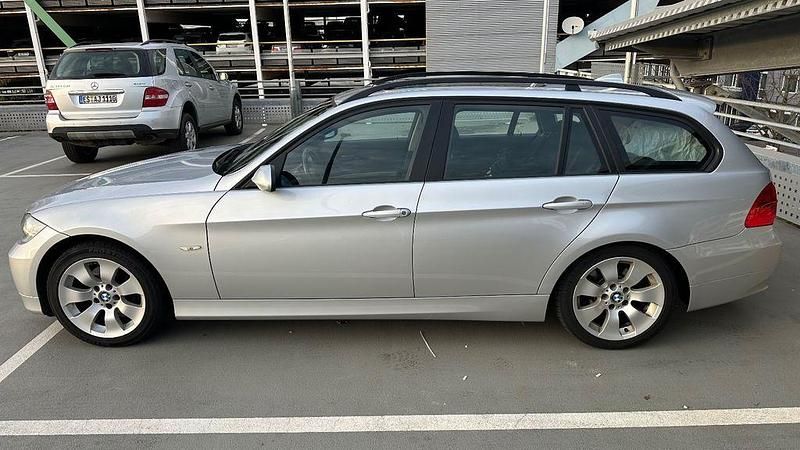 Gebraucht BMW 320 177 PS (130 kW) 2007 Silber Kombi