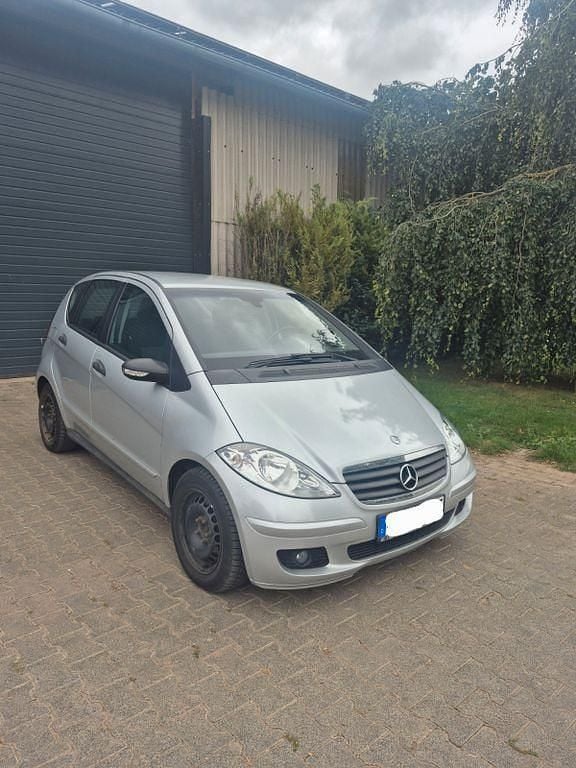 Silber Gebraucht 2005 Mercedes A150 Classic Limousine | 1.500 € (Superpreis) - Bild 1/4