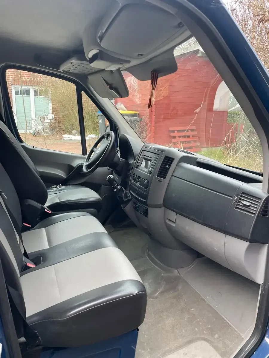 Gebraucht VW Crafter 140 PS (102 kW) 2012 Blau Van