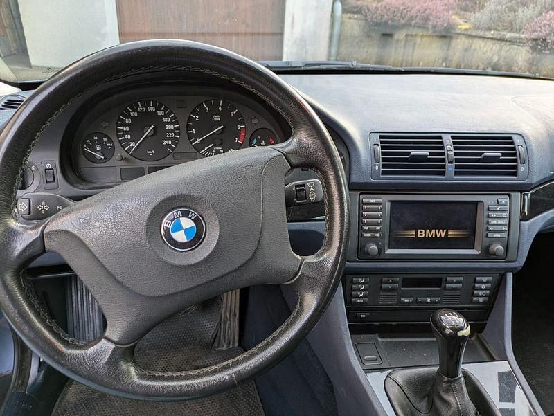 Usata BMW 520 170 CV (125 kW) 2001 Blu Station wagon