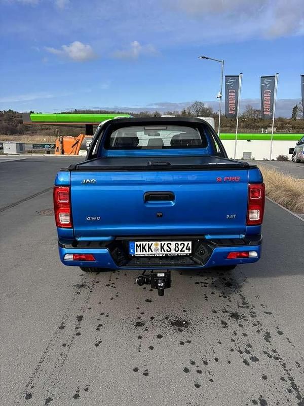 Gebraucht JAC JS8 204 PS (150 kW) 2023 Blau SUV