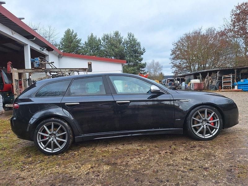 Gebraucht Alfa Romeo 159 Ti 200 PS (147 kW) 2009 Schwarz Kombi