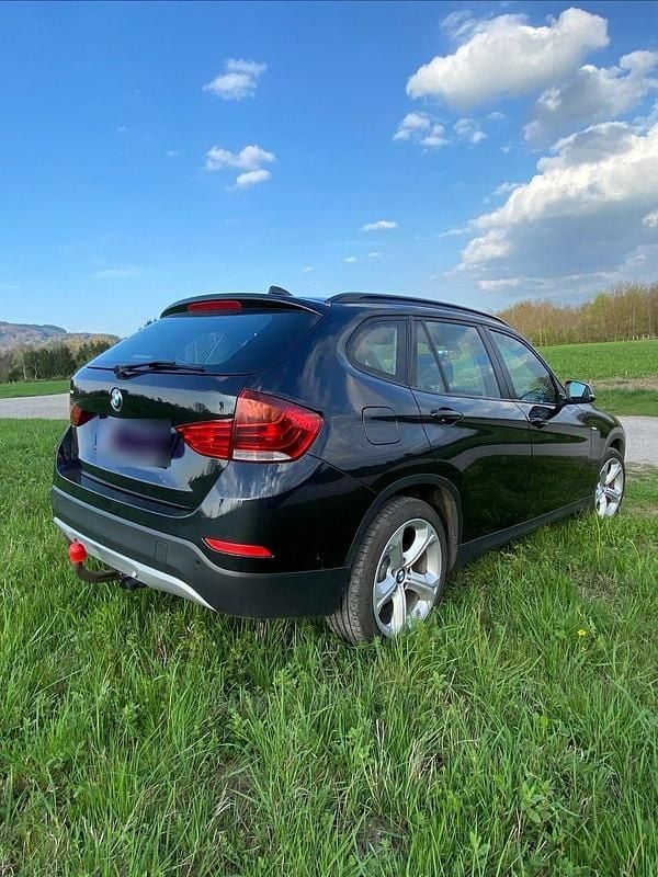 Second-hand BMW X1 Performance 184 CP (135 kW) 2013 Negru SUV