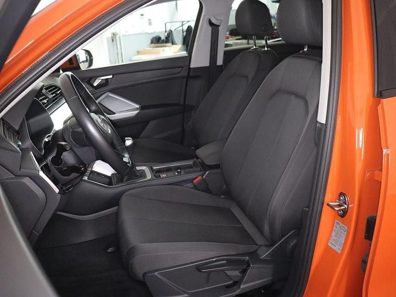 Gebraucht Audi Q3 Advanced 150 PS (110 kW) 2023 Pulsorange (metallic) SUV