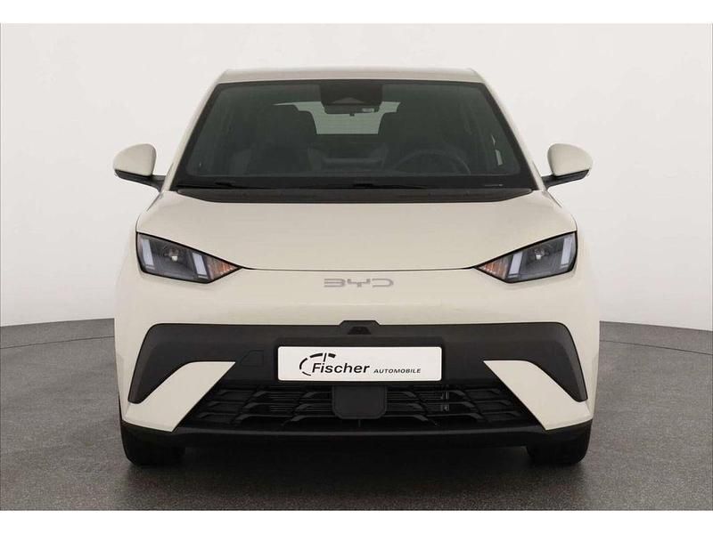 Gebraucht BYD Dolphin Surf Comfort 114 kW (156 PS) 2025 Weiß Kleinwagen