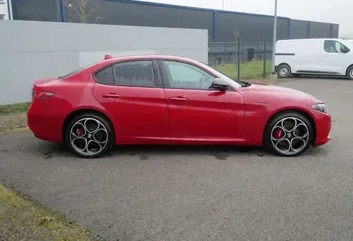 Gebraucht Alfa Romeo Giulia Competizione 280 PS (205 kW) 2023 Rot Limousine