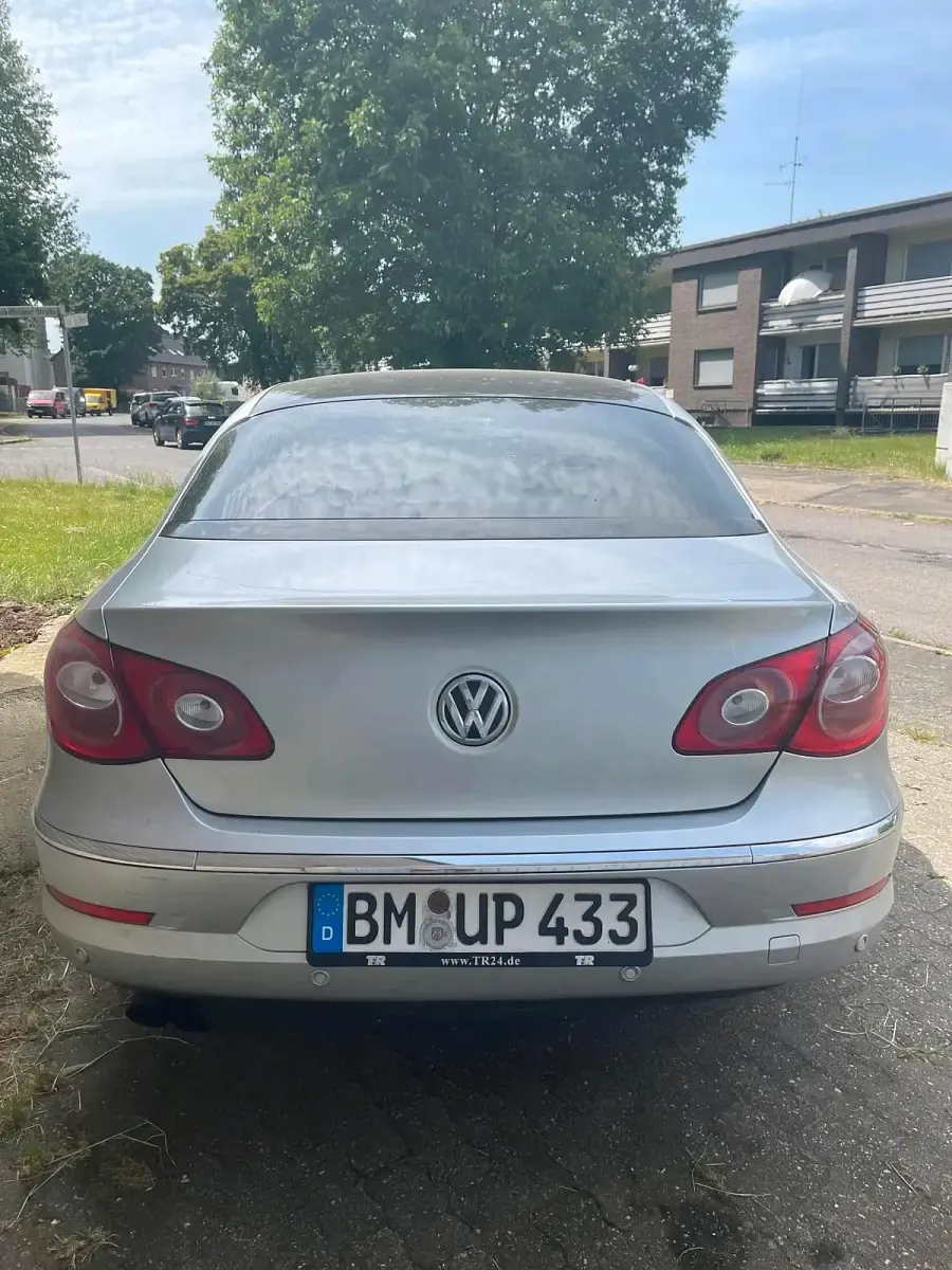 Gebraucht VW Passat 211 PS (155 kW) 2011 Silber Coupé