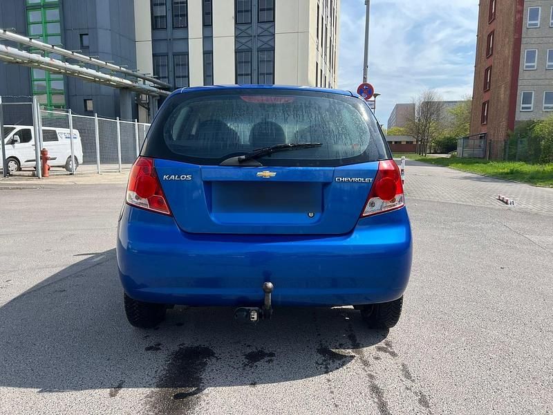 Second-hand Chevrolet Kalos 2007 Albastru Hatchback