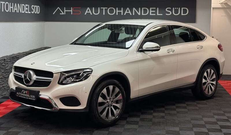 Weiß Gebraucht 2016 Mercedes GLC250 Coupé | 30.999 € (Etwas zu teuer) - Bild 1/4