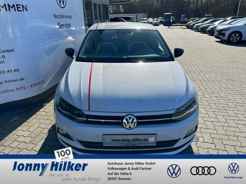 Gebraucht VW Polo Beats 95 PS (69 kW) 2018 White silver metallic Limousine