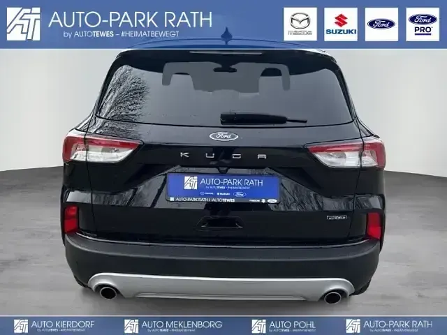 Second-hand Ford Kuga Titanium 225 CP (165 kW) 2022 Negru SUV