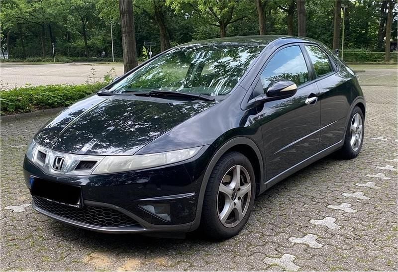Schwarz Gebraucht 2009 Honda Civic Comfort Limousine | 3.250 € (Guter Preis) - Bild 1/4