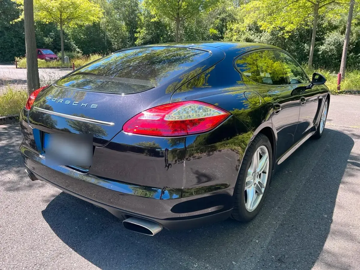 Gebraucht Porsche Panamera 4S 300 PS (220 kW) 2012 Schwarz Kleinwagen