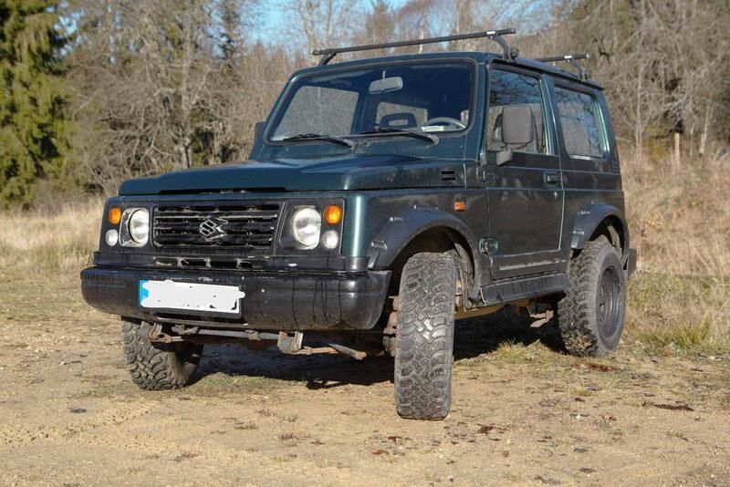 Grün Gebraucht 2000 Suzuki Samurai SUV | 5.000 € - Bild 1/4