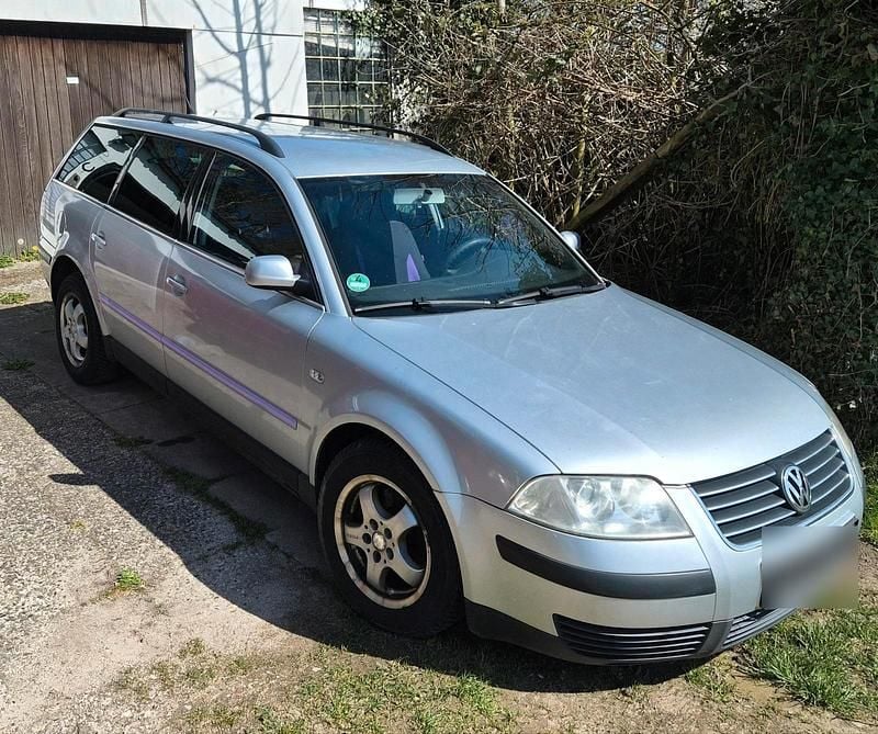 Usata VW Passat 101 CV (74 kW) 2003 Argento Station wagon