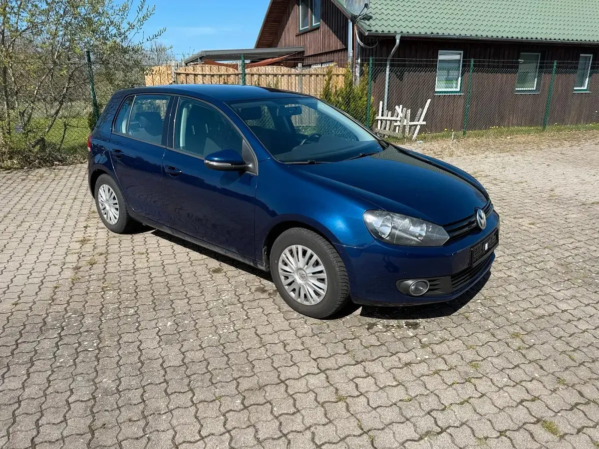 Gebraucht VW Golf VI 80 PS (58 kW) 2011 Blau Kleinwagen