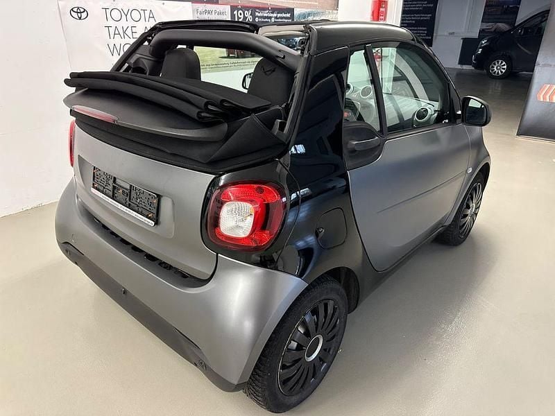 Gebraucht Smart ForTwo Electric Drive 60 kW (82 PS) 2019 Schwarz Cabrio