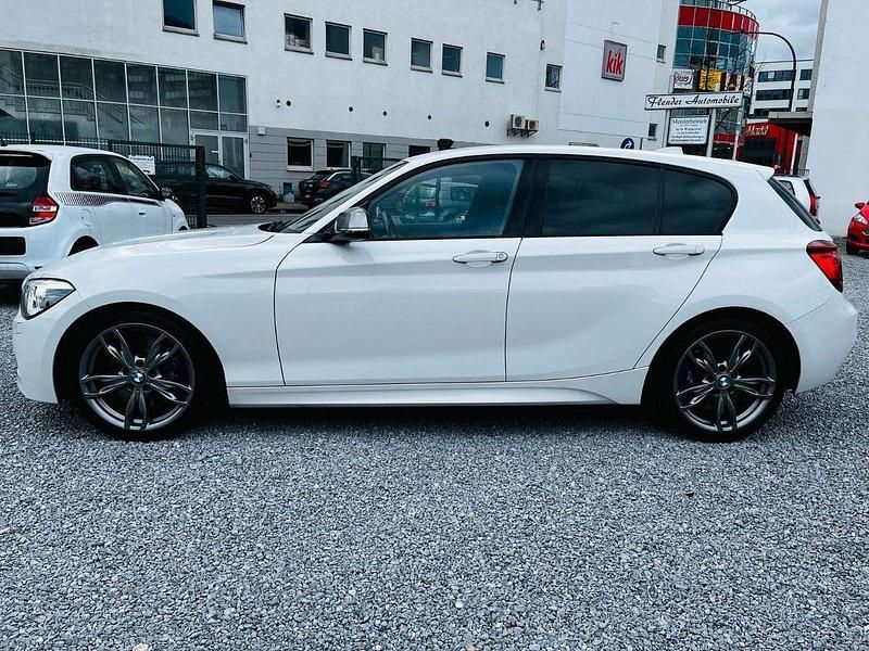 Gebraucht BMW 135 320 PS (235 kW) 2013 Alpinweiss 3 Kleinwagen