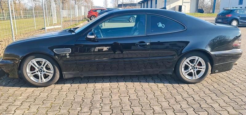 Gebraucht Mercedes CLK230 193 PS (141 kW) 1999 Schwarz Coupé
