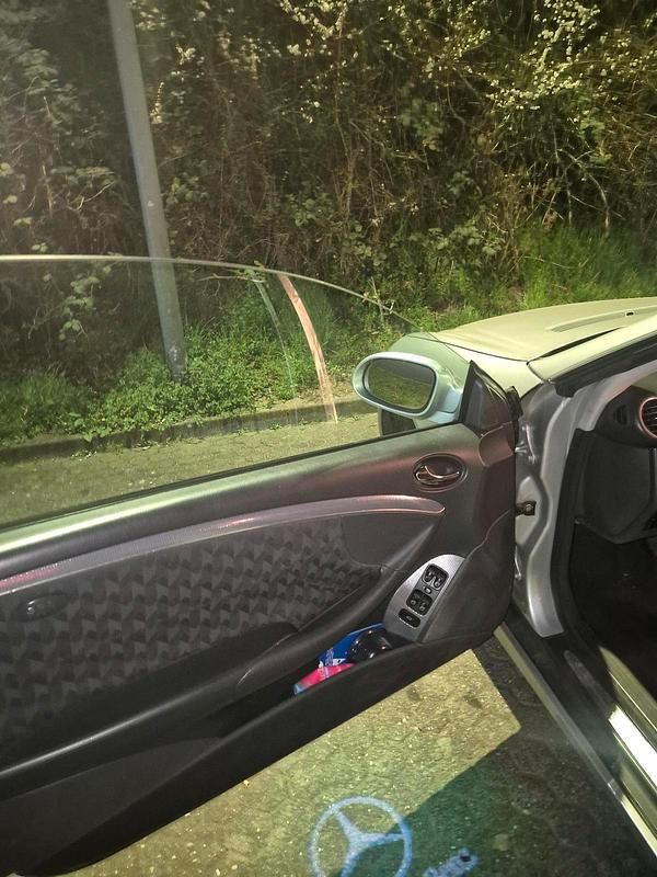 Gebraucht Mercedes CLK200 180 PS (132 kW) 2004 Silber Coupé