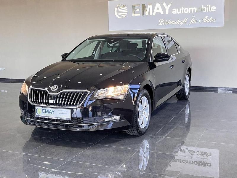 Gebraucht Skoda Superb Ambition 150 PS (110 kW) 2018 Schwarzmagic perleffekt Limousine