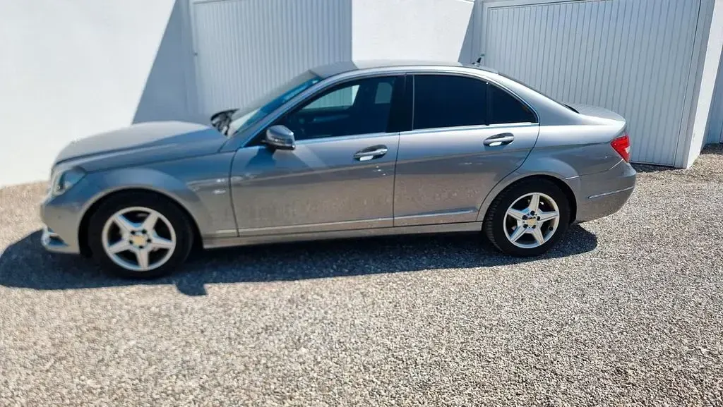 Occasion Mercedes C180 156 ch (114 kW) 2012 Argent Berline