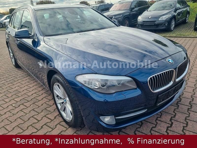 Blau Gebraucht 2012 BMW 525 Sport Line Kombi | 8.490 € (Superpreis) - Bild 1/4