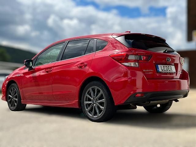 Gebraucht Subaru Impreza Platinum 150 PS (110 kW) 2020 Rot Limousine