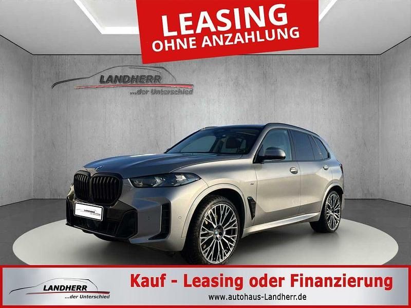 Grau Gebraucht 2025 BMW X5 M Sport SUV | 74.645 € (Fairer Preis) - Bild 1/4