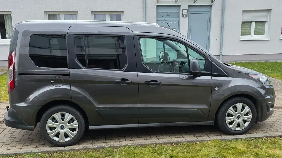 Second-hand Ford Transit 101 CP (74 kW) 2016 Gri Break