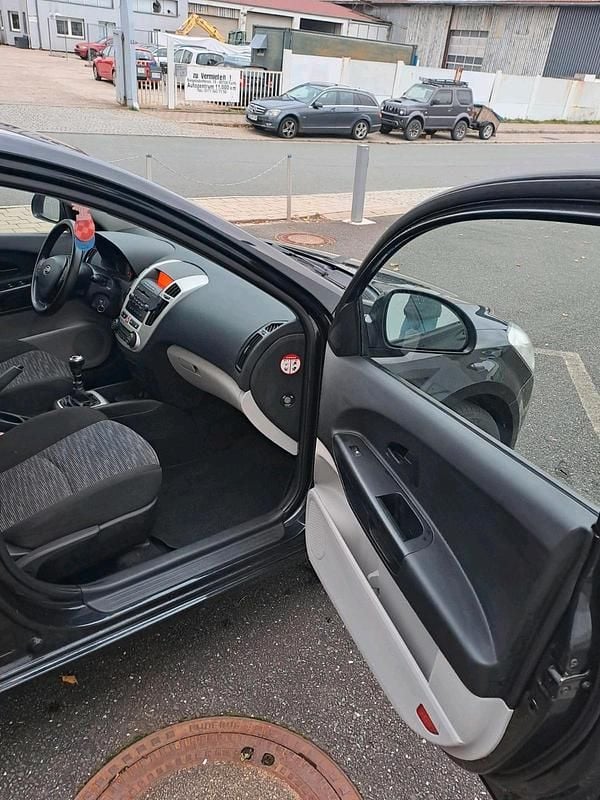 Gebraucht Kia Ceed 109 PS (80 kW) 2010 Schwarz Kleinwagen