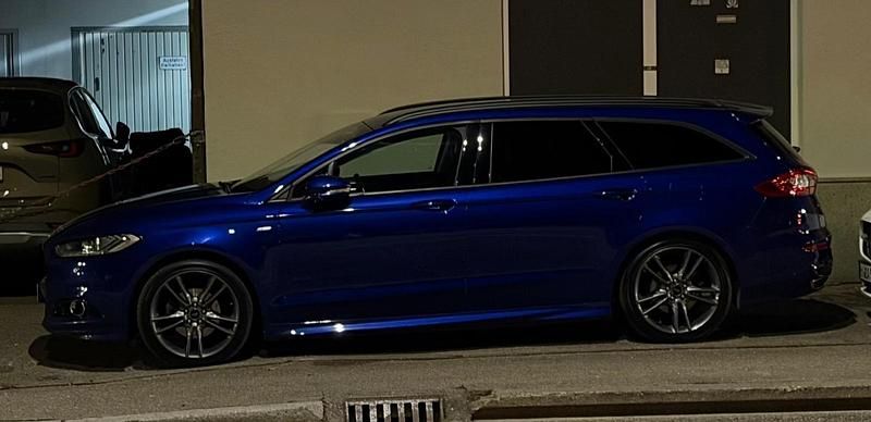 Gebraucht Ford Mondeo ST-Line 211 PS (155 kW) 2017 Blau Kombi