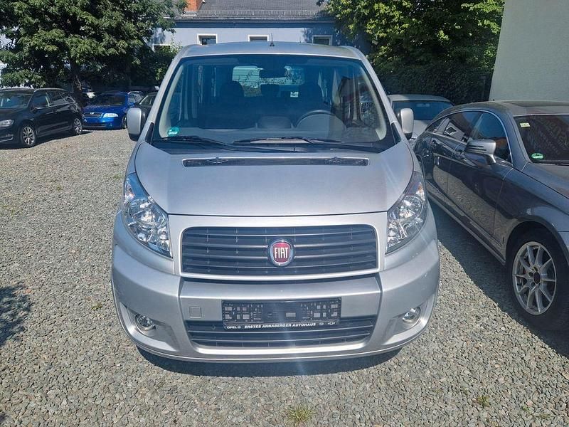 Braun Gebraucht 2015 Fiat Scudo Family Van / Kleinbus | 9.900 € (Fairer Preis) - Bild 1/4