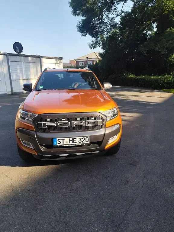 Gebraucht Ford Ranger Wildtrack 200 PS (147 kW) 2017 Orange Pickup