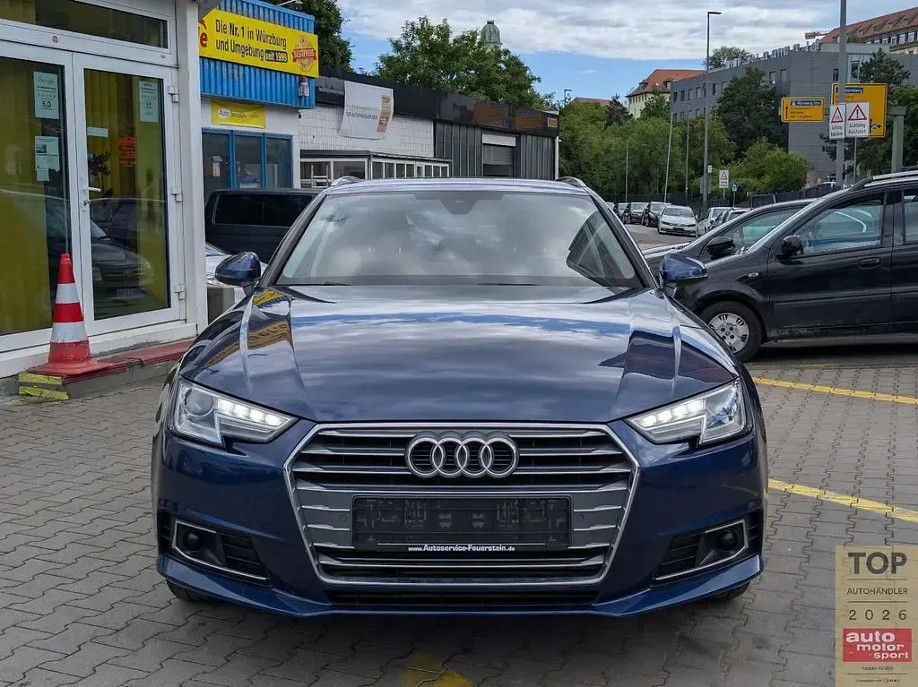 Gebraucht Audi A4 Sport 218 PS (160 kW) 2016 Blau Kombi