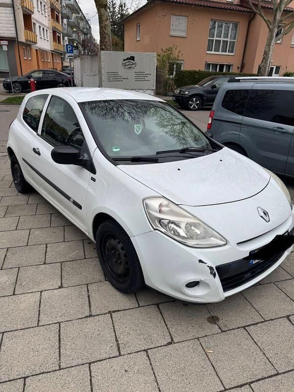 Gebraucht Renault Clio IV 75 PS (55 kW) 2012 Weiß Limousine