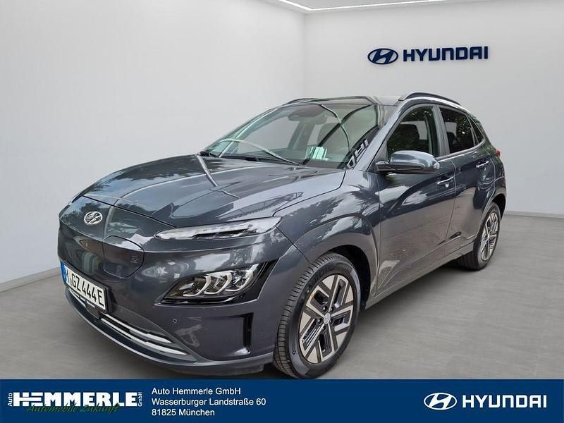 Grau Gebraucht 2023 Hyundai Kona Trend SUV | 25.480 € (Fairer Preis) - Bild 1/4