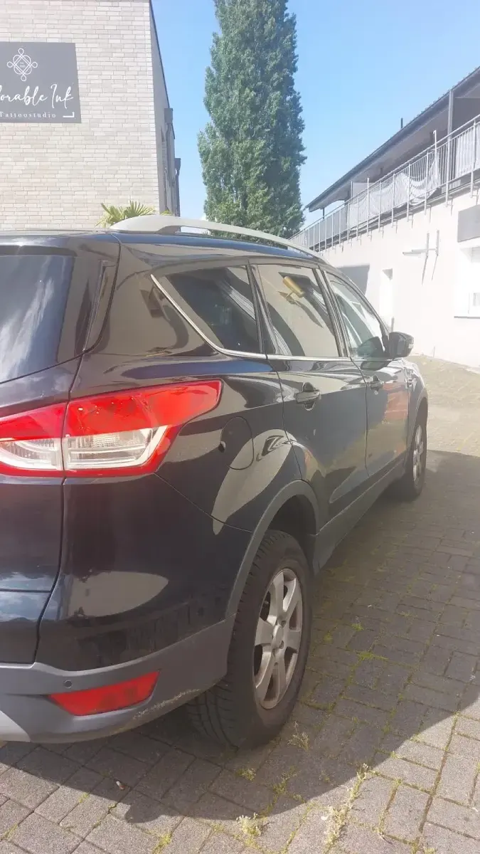 Gebraucht Ford Kuga 163 PS (119 kW) 2013 Schwarz SUV