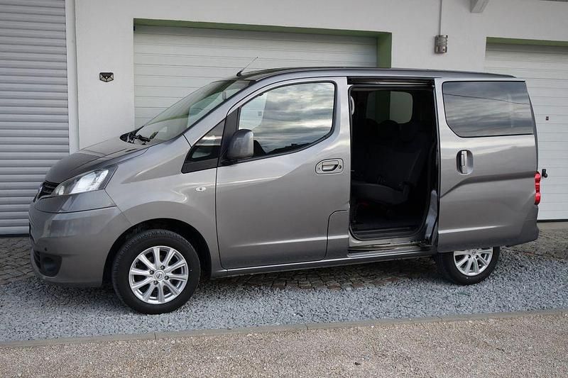 Gebraucht Nissan NV200 Tekna 110 PS (80 kW) 2017 Grau Van / Kleinbus