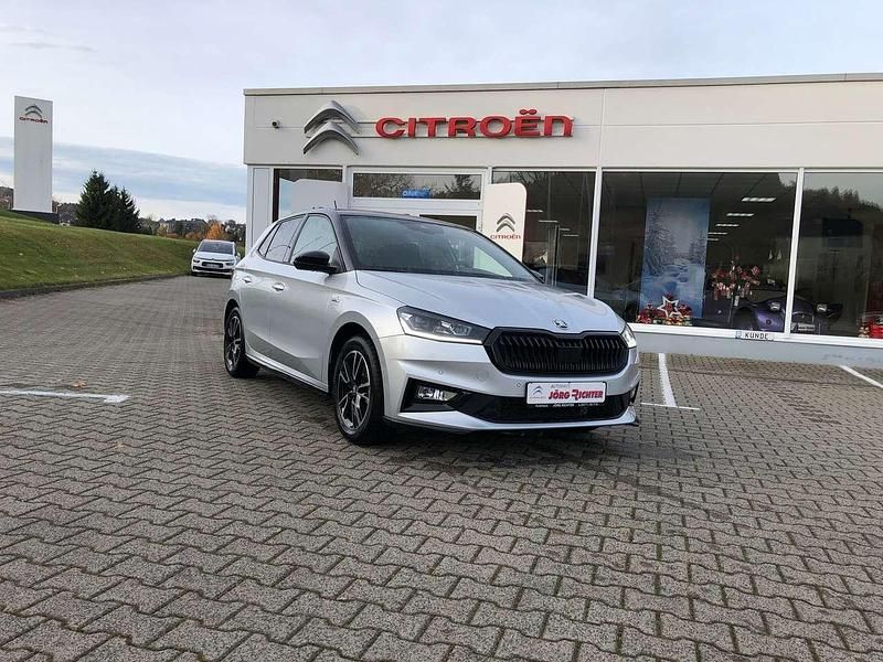 Brilliantsilber metallic Gebraucht 2025 Skoda Fabia Monte Carlo Kleinwagen | 20.890 € (Fairer Preis) - Bild 1/4