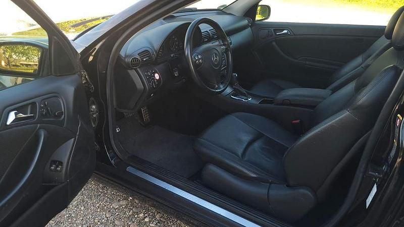 Gebraucht Mercedes C320 218 PS (160 kW) 2005 Schwarz Coupé