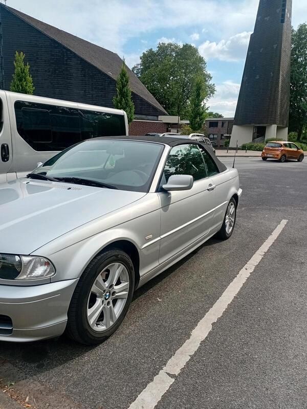 Silber Gebraucht 2003 BMW 318 Cabriolet Cabrio | 4.000 € (Fairer Preis) - Bild 1/4