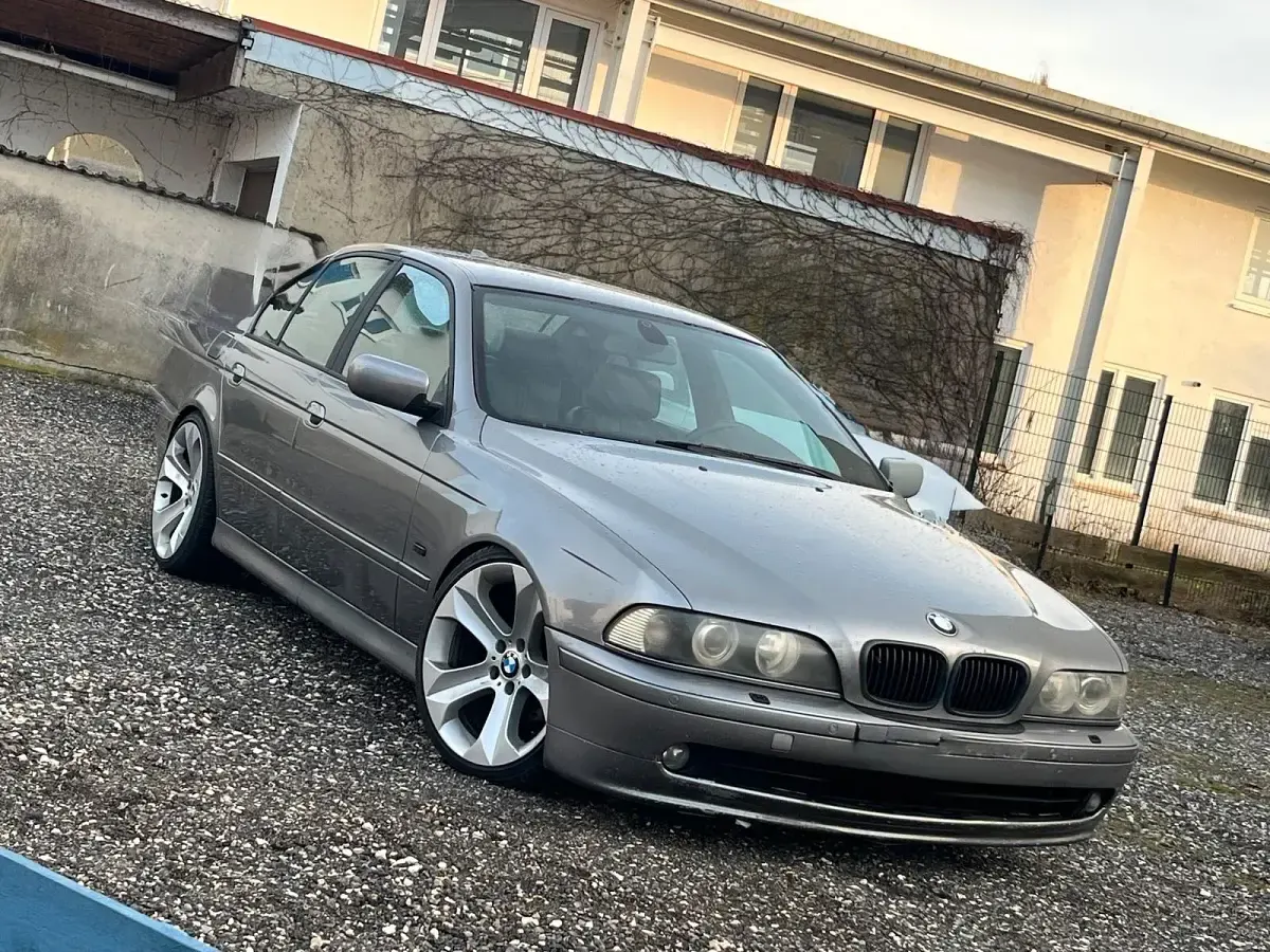 Gebraucht BMW 525 192 PS (141 kW) 2002 Grau Limousine