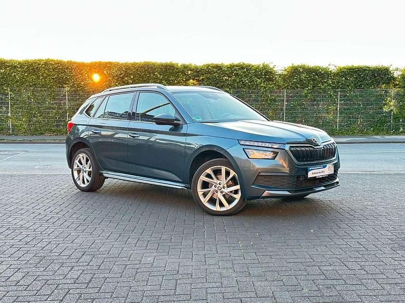 Grau Gebraucht 2020 Skoda Kamiq Style SUV | 15.890 € (Guter Preis) - Bild 1/4