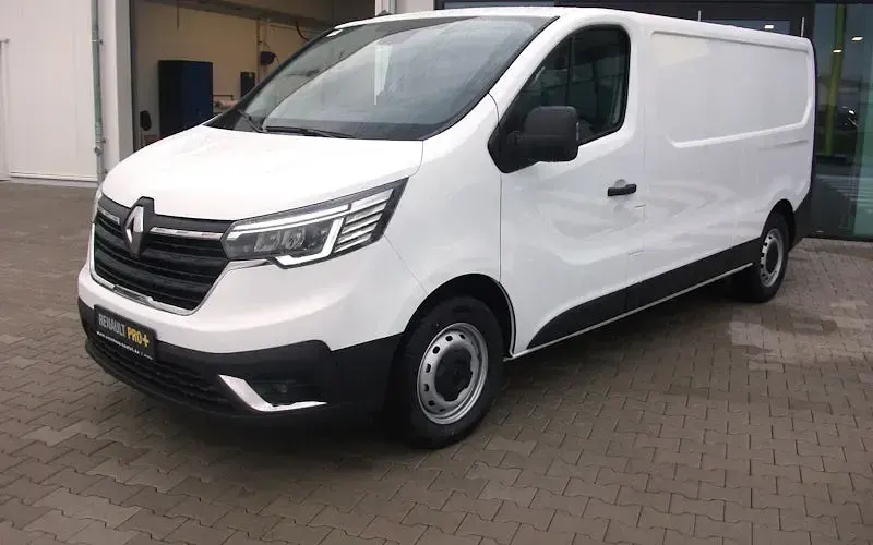 Ny Renault Trafic Komfort 131 HK (96 kW) 2025 Hvid MPV